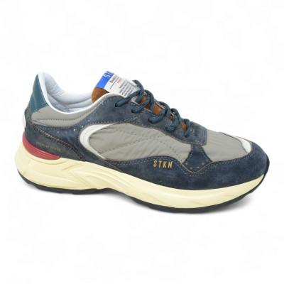 REVERSE NEW AGE SNEAKER