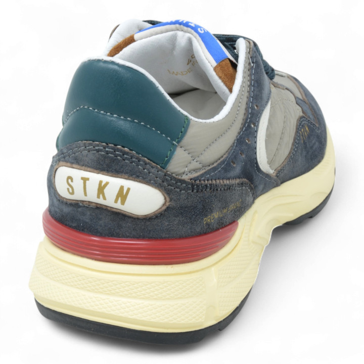 REVERSE NEW AGE SNEAKER