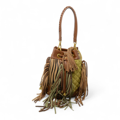 152M-EM-302 LEGACY BUCKET
