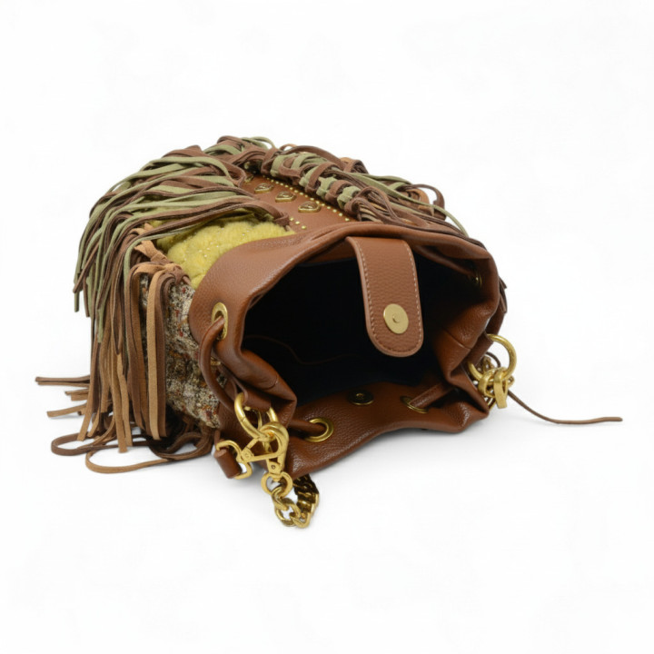 152M-EM-302 LEGACY BUCKET