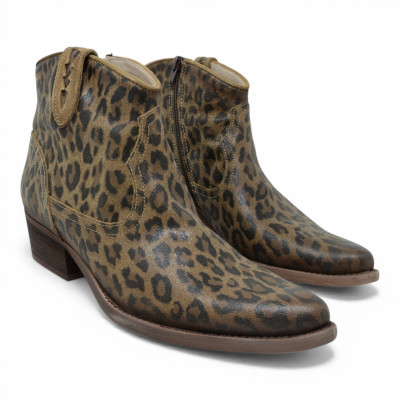 E186 SUEDE FANTASY