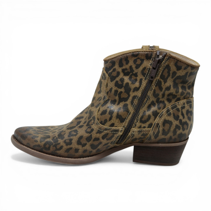 E186 SUEDE FANTASY