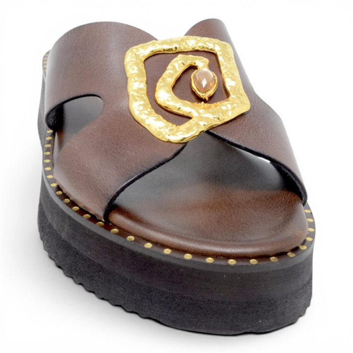 18-580 LEATHER PLATFORM 